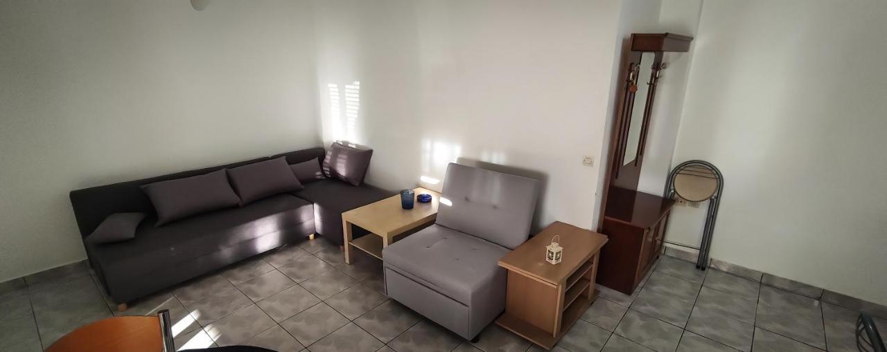 Loutraki Times Apartment Luaran gambar